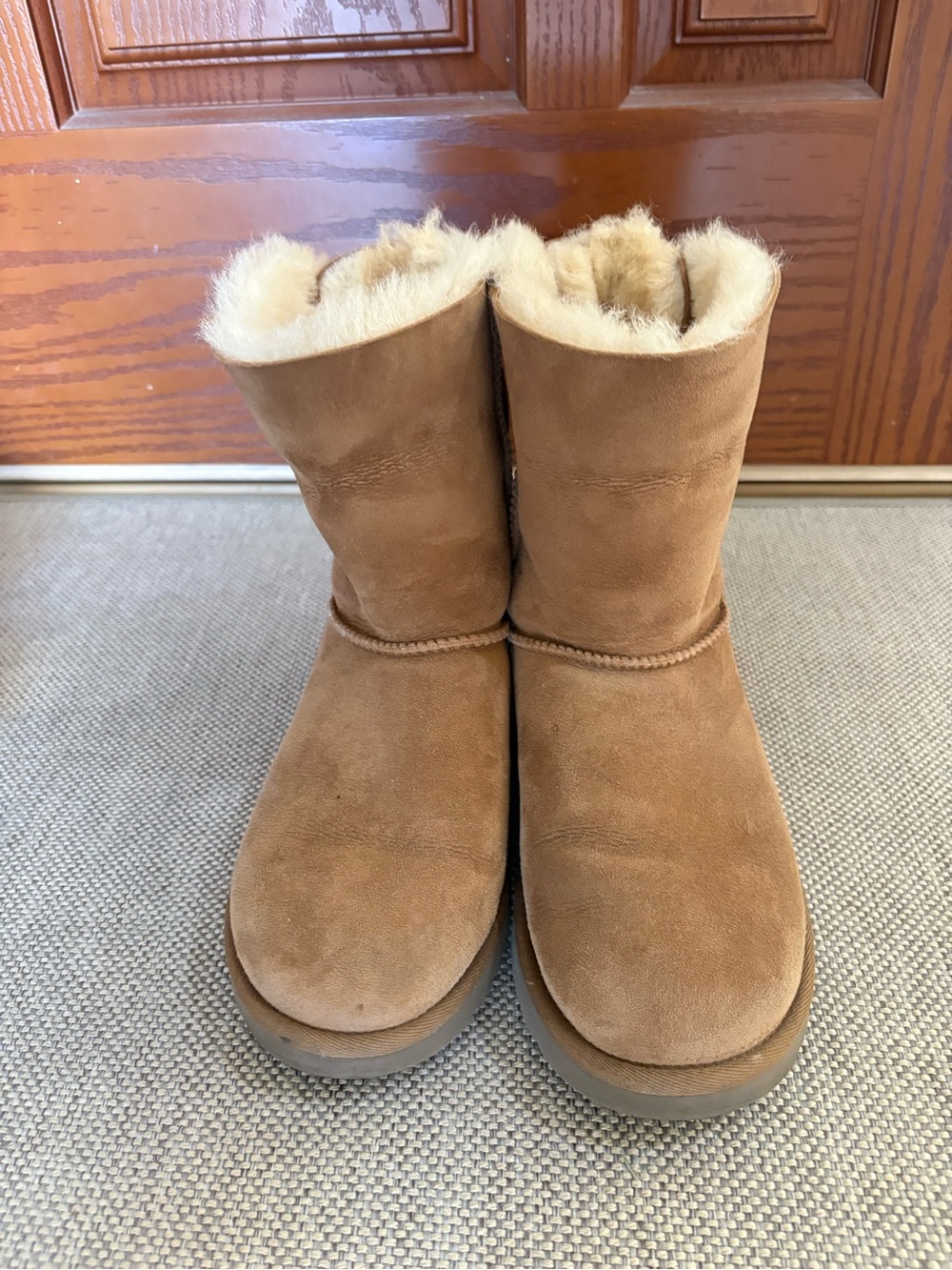 UGG Bailey Bow Chestnut Suede Shearling-Lined Short Boots